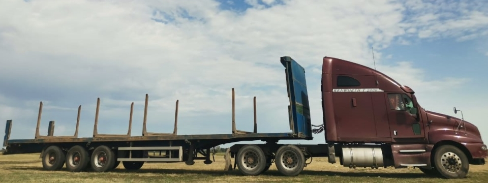 Более 5 лет перевозим грузы для Вашего бизнеса